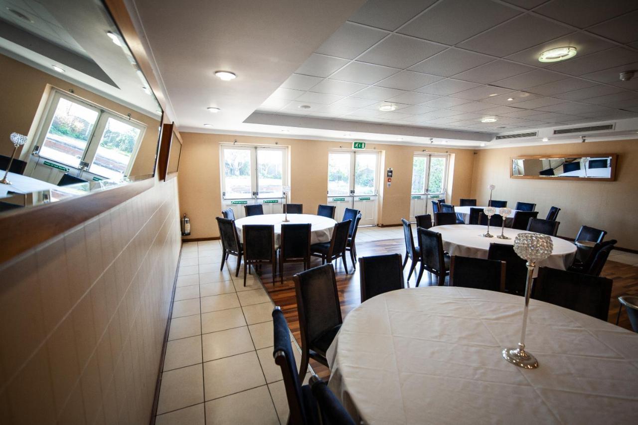 Berwick Manor Hotel Rainham (Greater London) Exterior foto